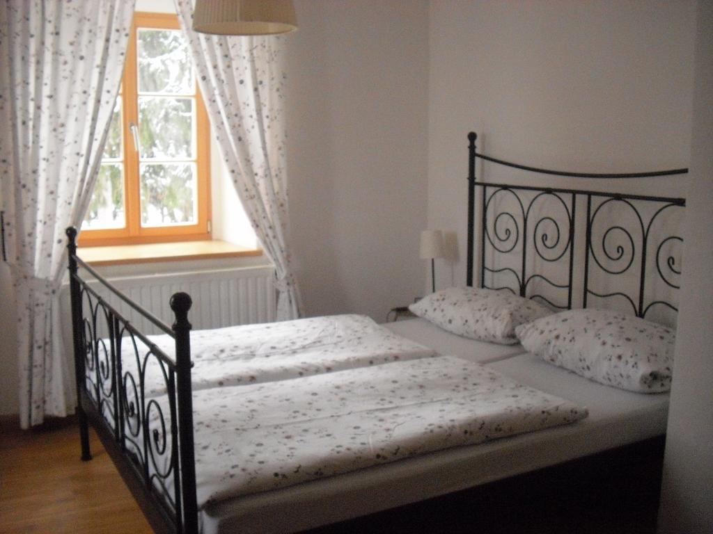 Weingut Mariaberg Apartment ไมเซน ภายนอก รูปภาพ